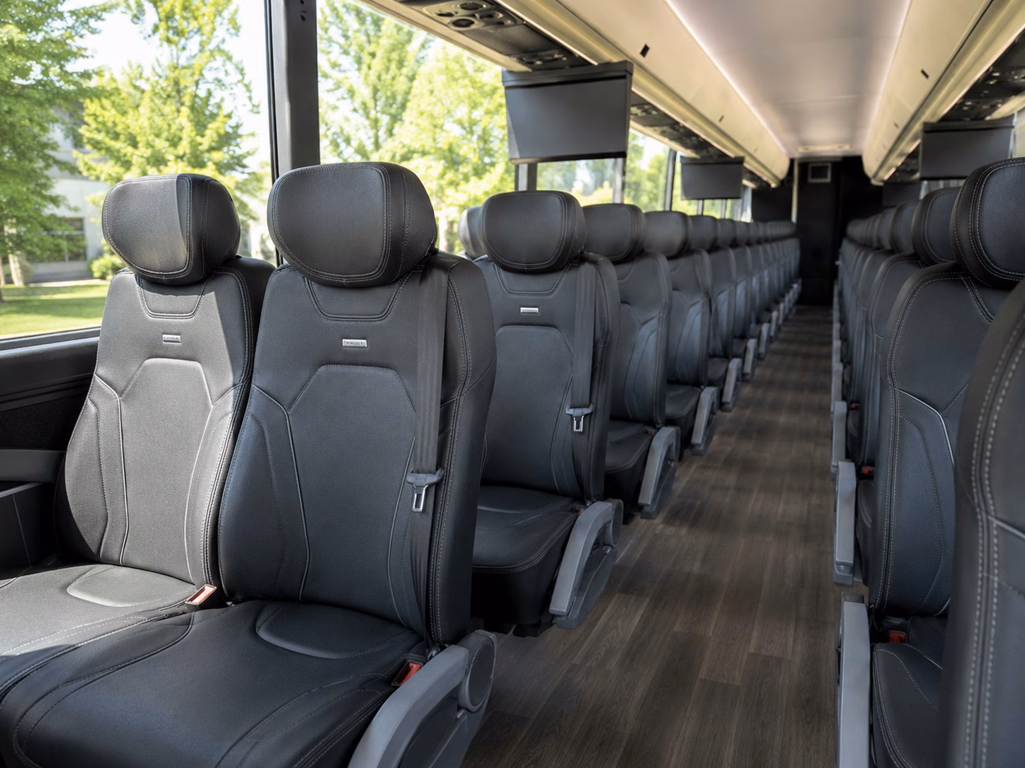 book rehearsal dinner transportation in little rock ar