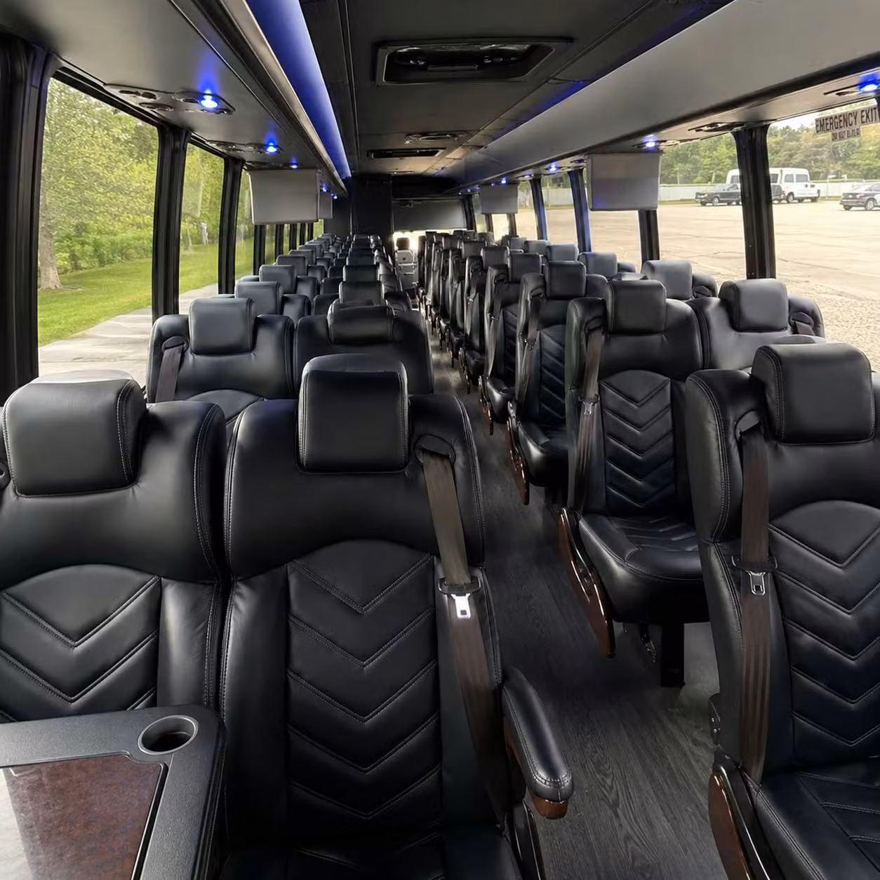 little rock 30 passenger minibus rental