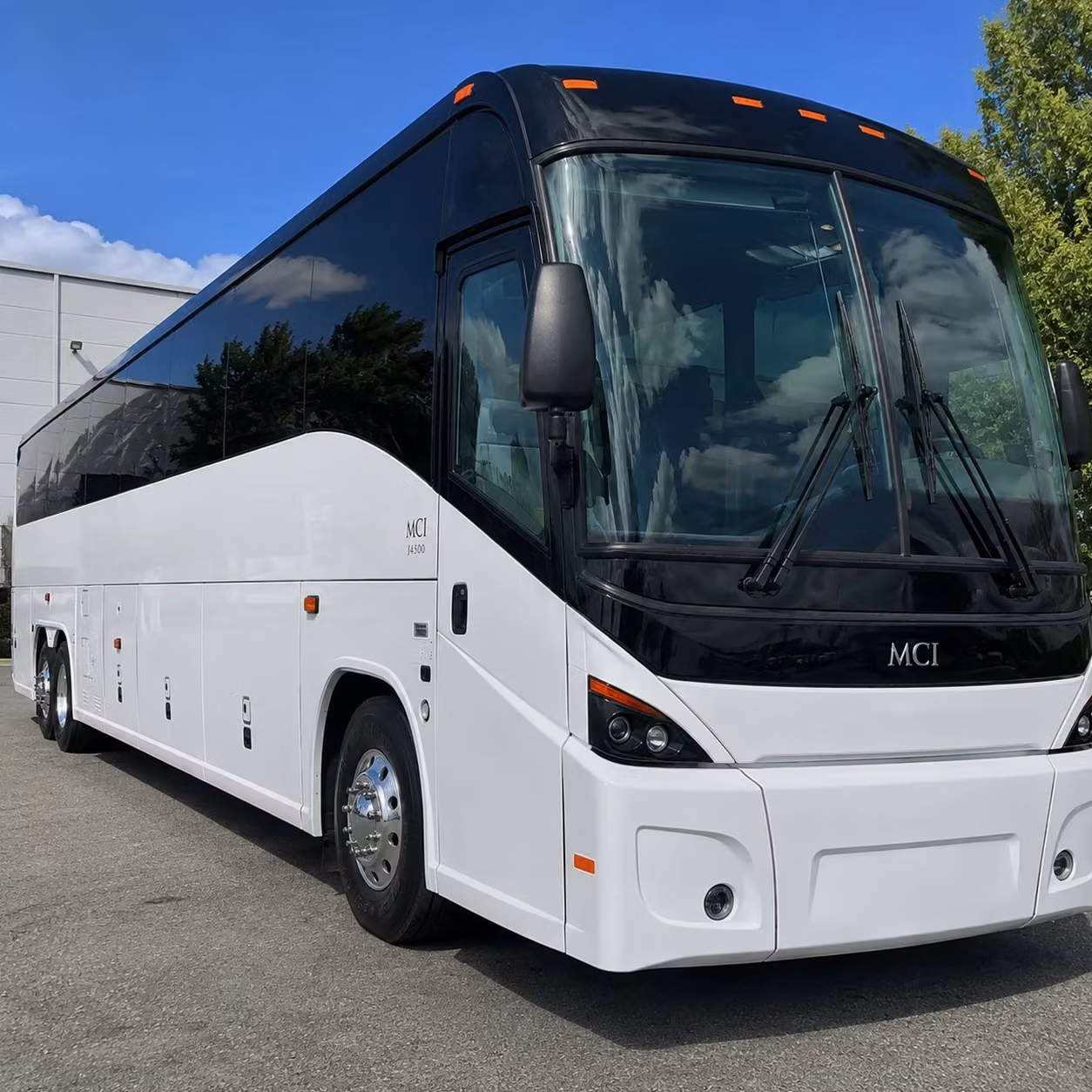 little rock charter bus rentals for school field trips